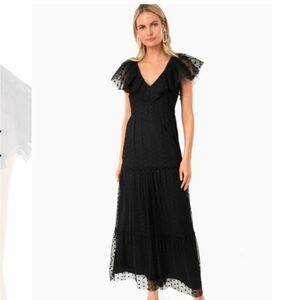 Black Onyx Tulle Giselle Gown
TUCKERNUCK size medium